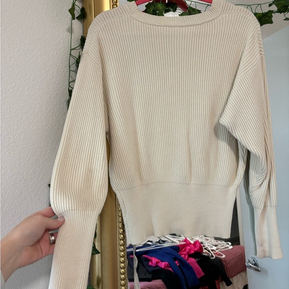Free People Sweater - Picture 3 of 3